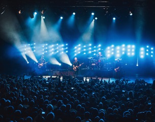 pixies → Strike Tours