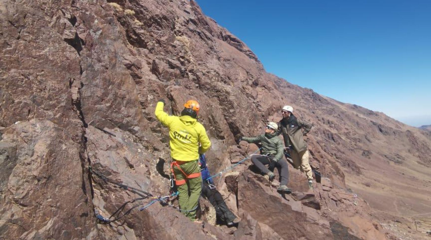 Formação Alpinismo I (6) → Strike Tours