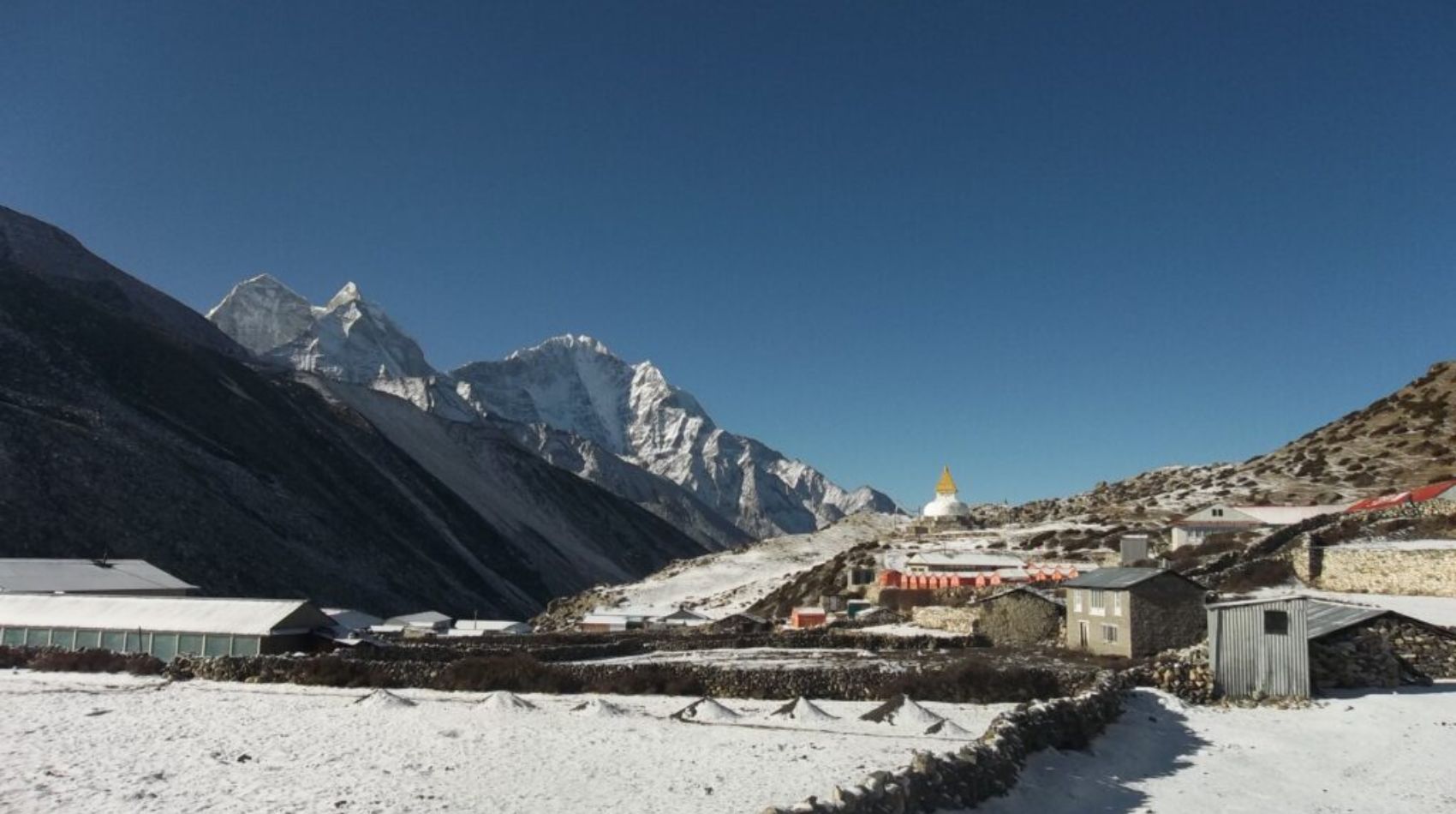 everest → Strike Tours